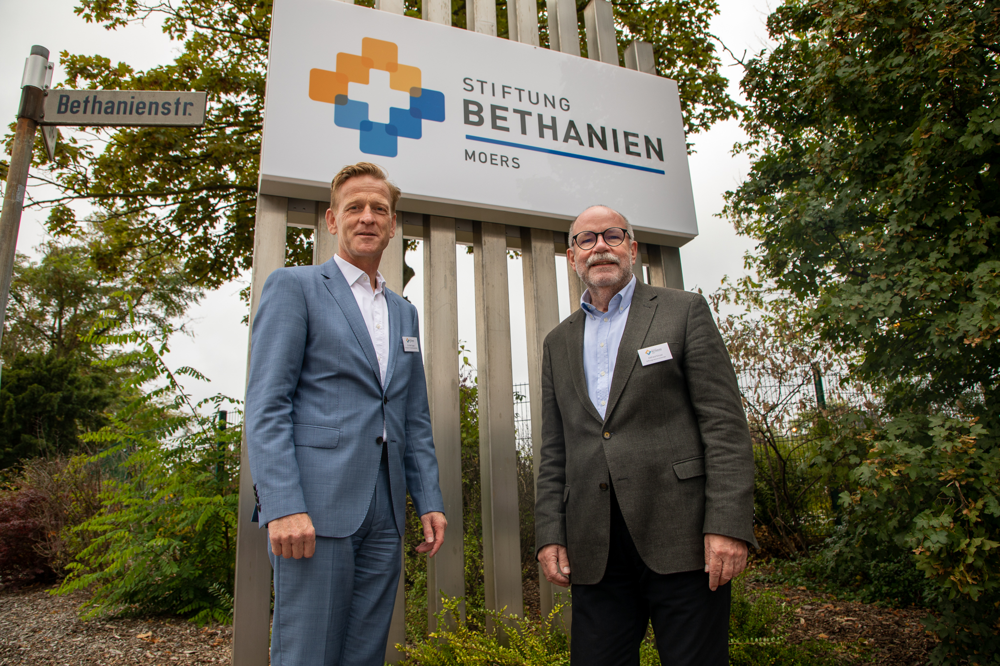 Modernisierung der Marke Bethanien stellt verschiedene Stiftungsbereiche heraus und verleiht der fast 170-jährigen Moerser Institution ein neues Gewand