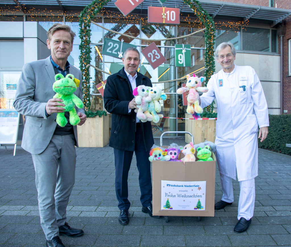 Volksbank Schenkt Kindern Im Krankenhaus Bethanien Ein Lachen