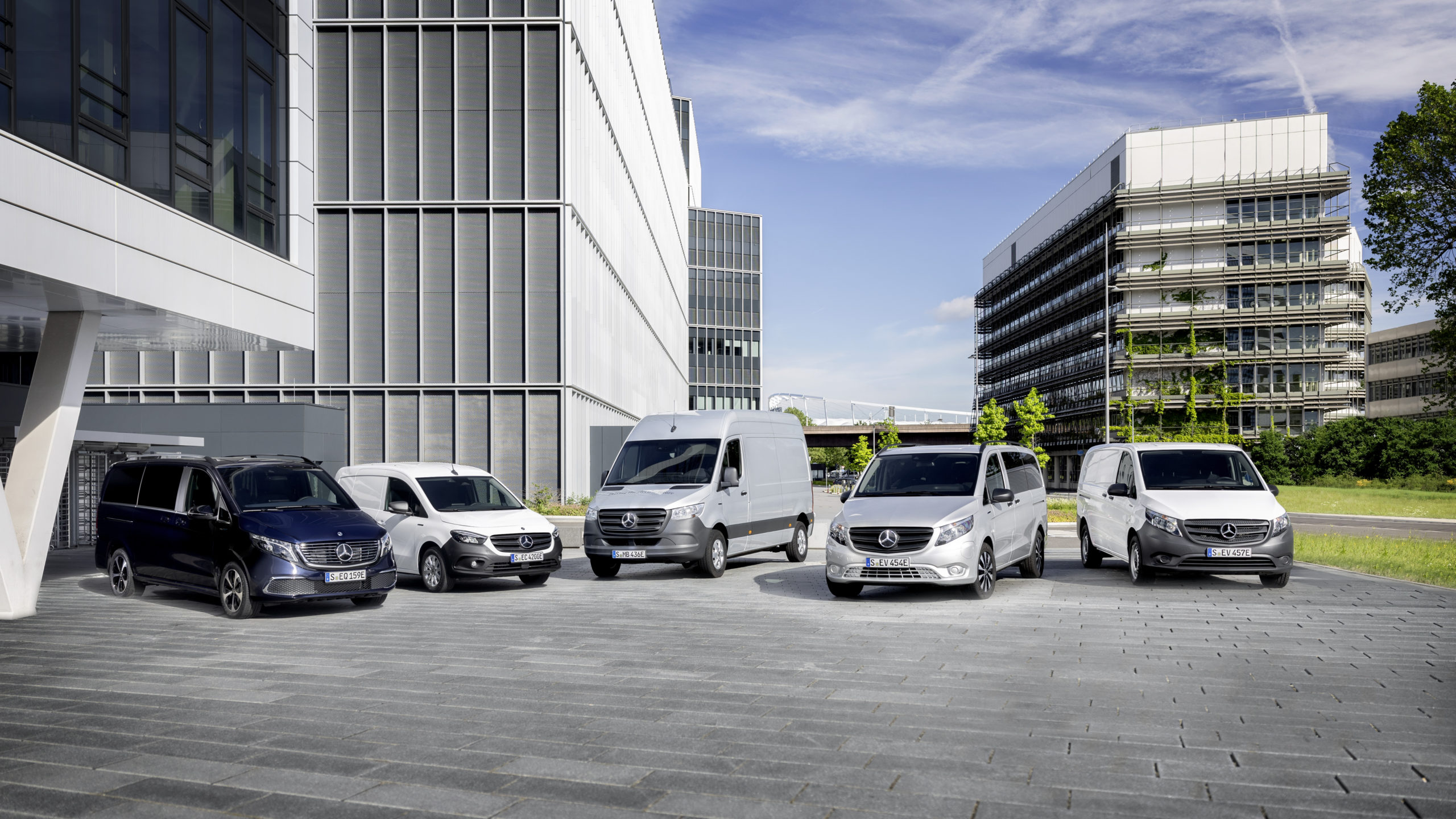 Für Privat- und Geschäftskunden: Start für Vans im Mercedes-Benz Online Store