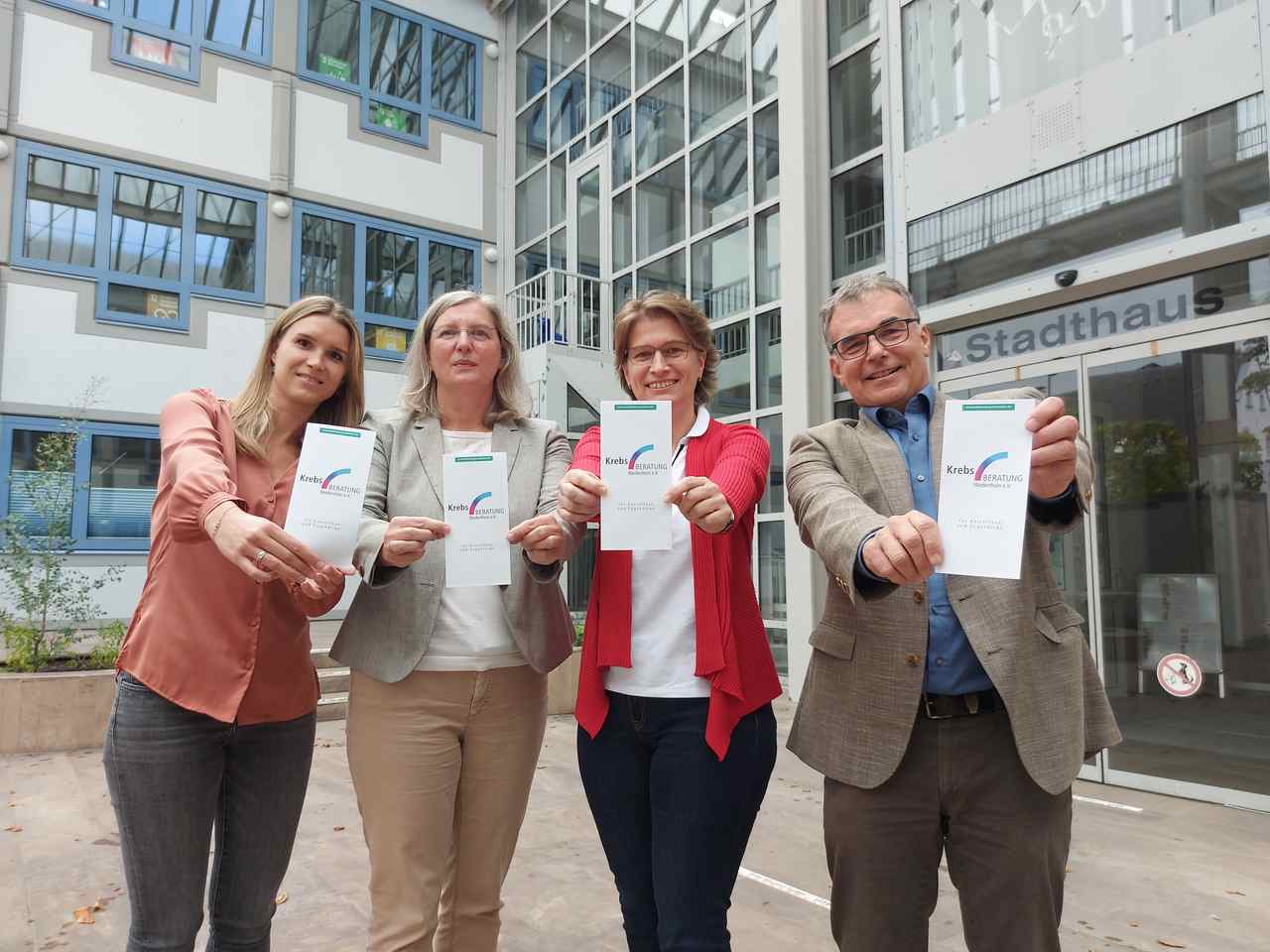 Rheinberger Bürgermeister unterstützt Krebsberatung