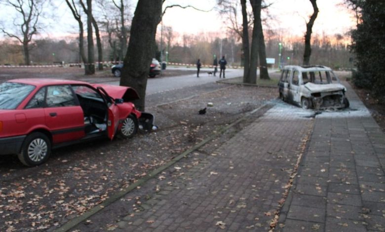 Mordkommission ermittelt nach Fahrzeugbrand mit Totem - Polizei sucht Zeugen