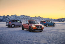 BMW xDrive in drei Varianten: Der neue BMW X1 und der neue BMW iX1 beim Wintertraining in Sölden