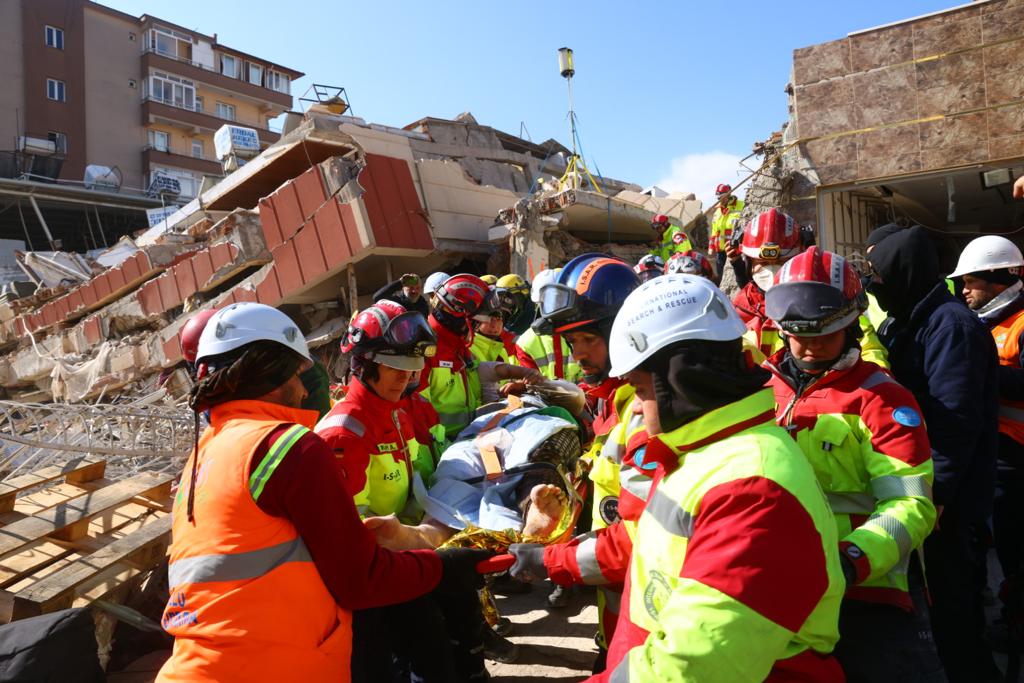 Rettung über 100 Stunden nach dem schweren Erdbeben in der Türkei