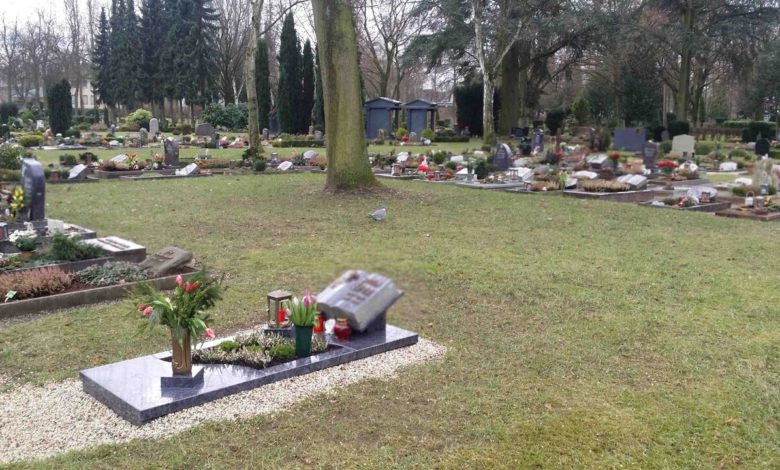50 Gräber auf dem Fischelner Friedhof beschädigt