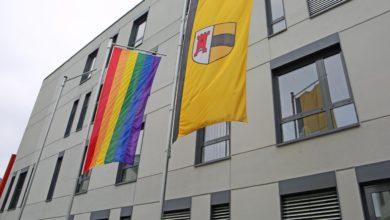 Stadt Moers zeigt Flagge für Vielfalt und Respekt