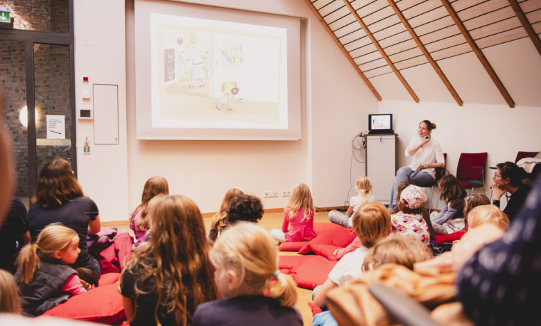 Bibliothek und Museum laden am 29. Juli zum Bilderbuchkino ein