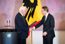 Der neue Bundesminister der Finanzen, Jörg Kukies, bei seiner Ernennung durch Bundespräsident Frank-Walter Steinmeier. Foto: Bundesregierung/Steffen Kugler