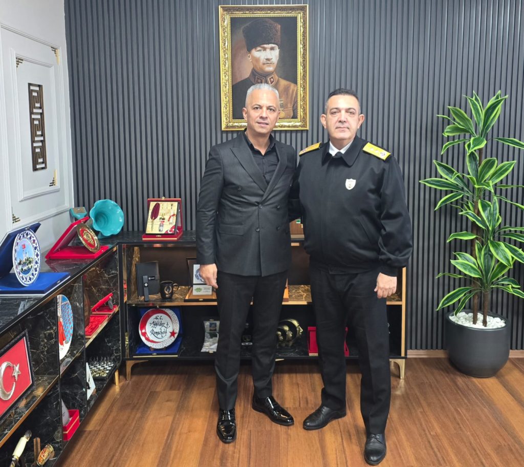 Konteradmiral Tayfun Paşaoğlu, Kommandeur des Ägäischen Seegebiets und der Küstenwache